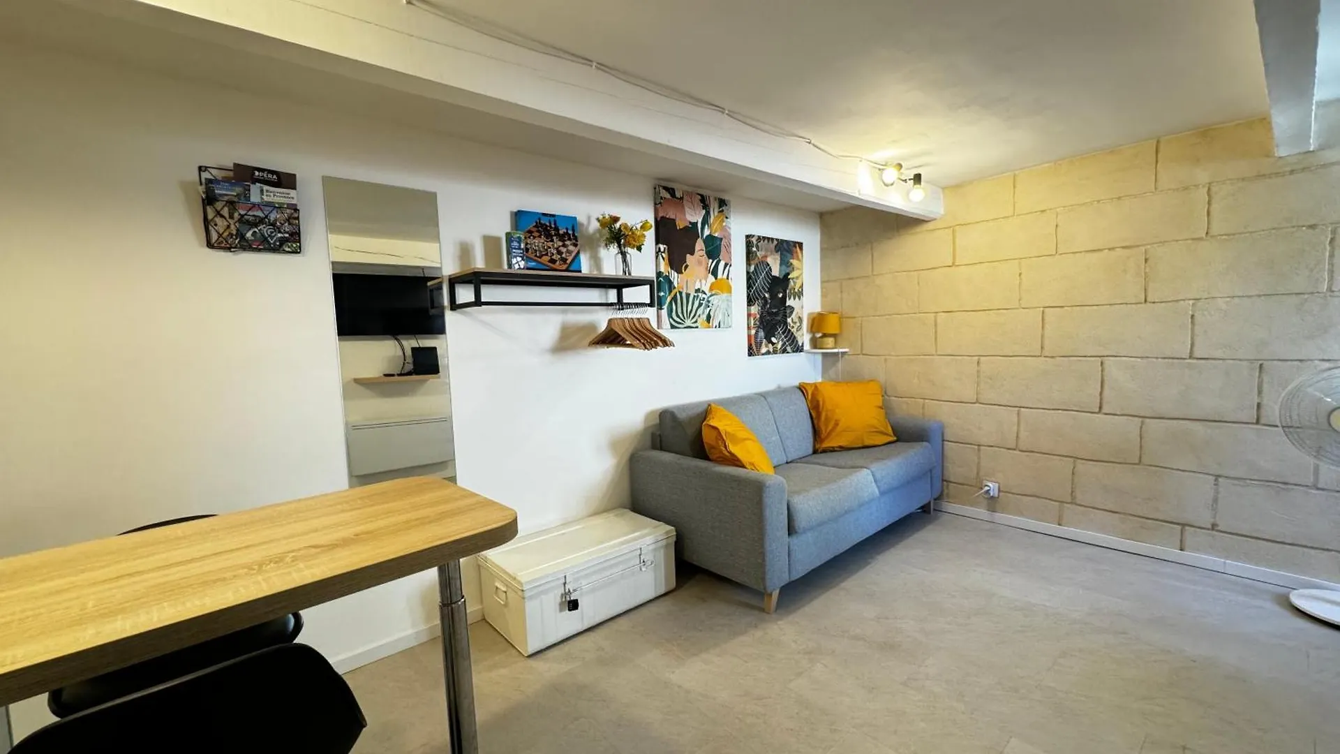 Cosy Green - Wifi Hd - Netflix - Centre Historique Avignon